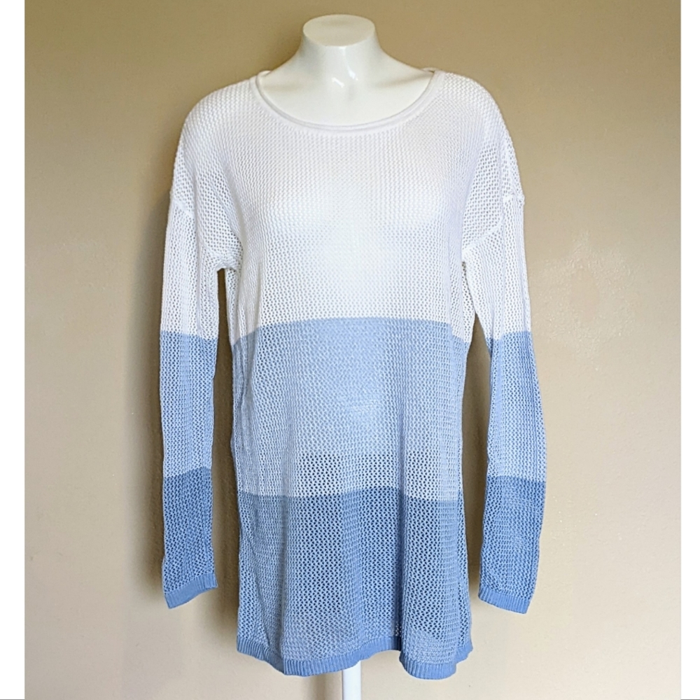 Pendleton Women's Light Blue/White Color Block Mesh Sweater